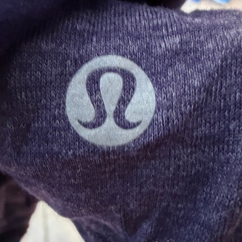 Lululemon‎ Twist & Reach Tank in Heathered Aeon Size 6 - Picture 8 of 8